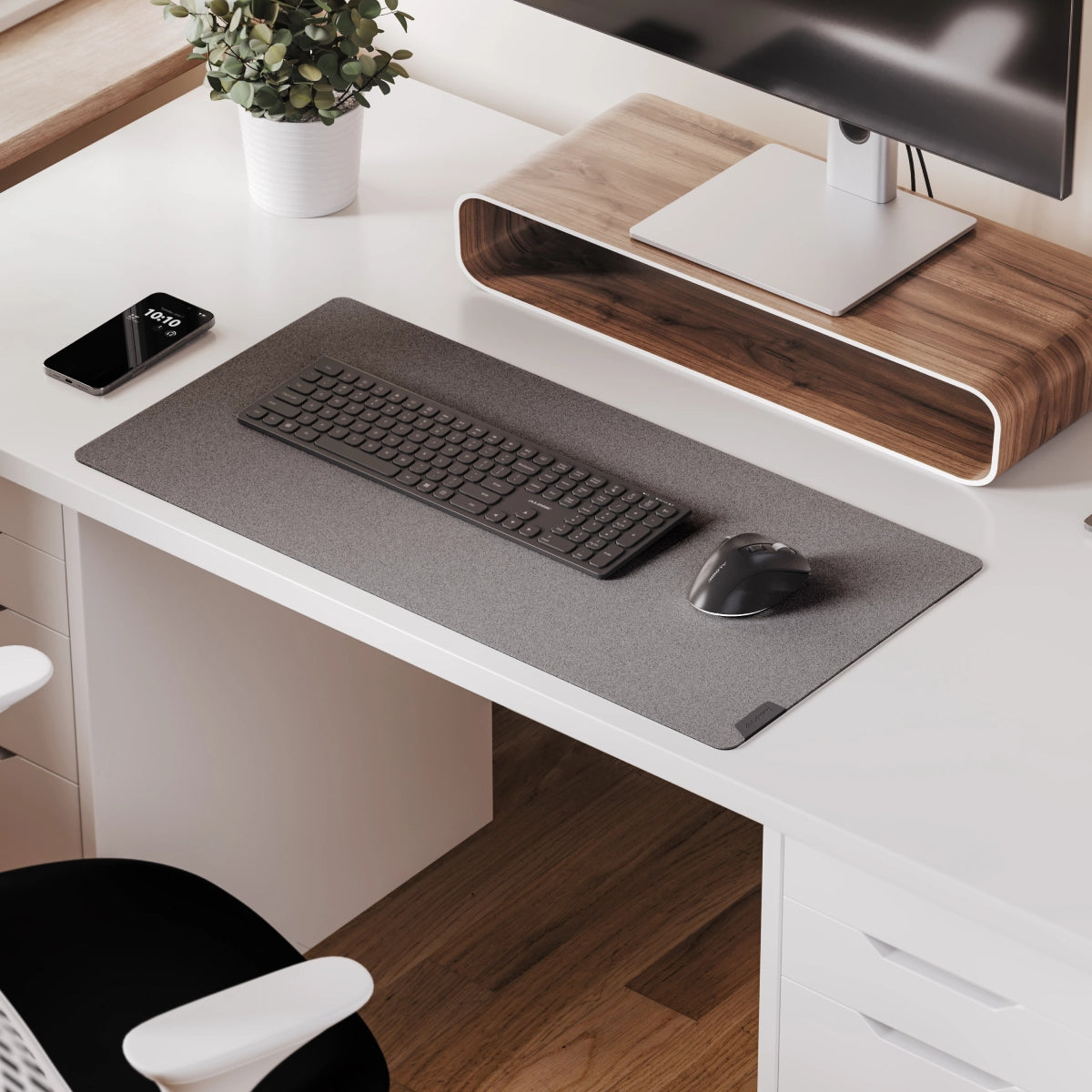 Duo Reversible Desk Mat with Premium Felt and Vegan Leather